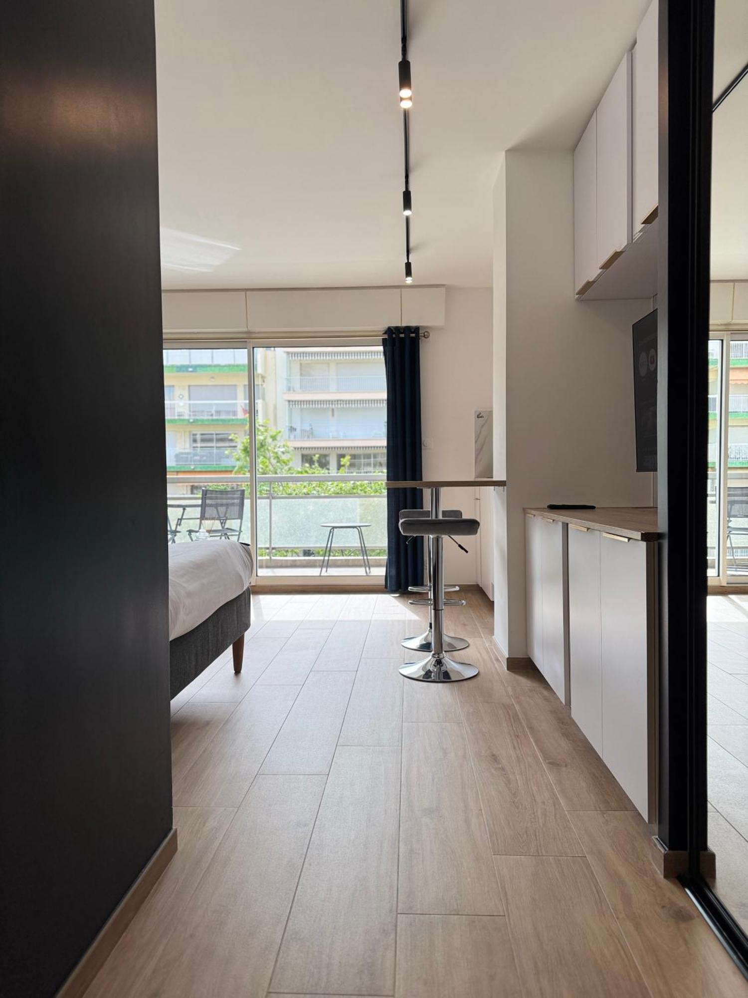 Cosy Appartement, Centre-Ville Cannes, Terrasse, Clim Dış mekan fotoğraf